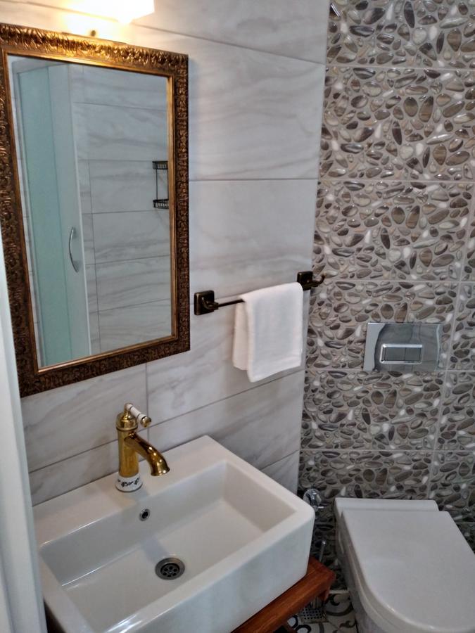 Aksu Hotel Alacati Exterior photo